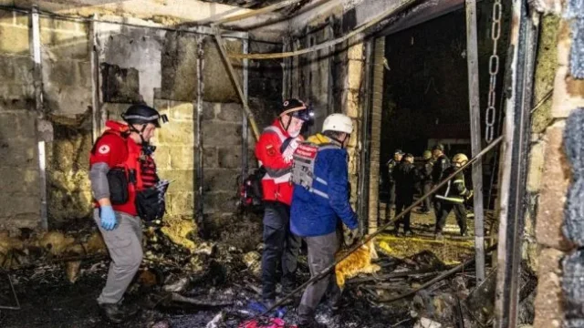 Ракетний удар по Харкову: троє загиблих та десятки постраждалих біля магазину