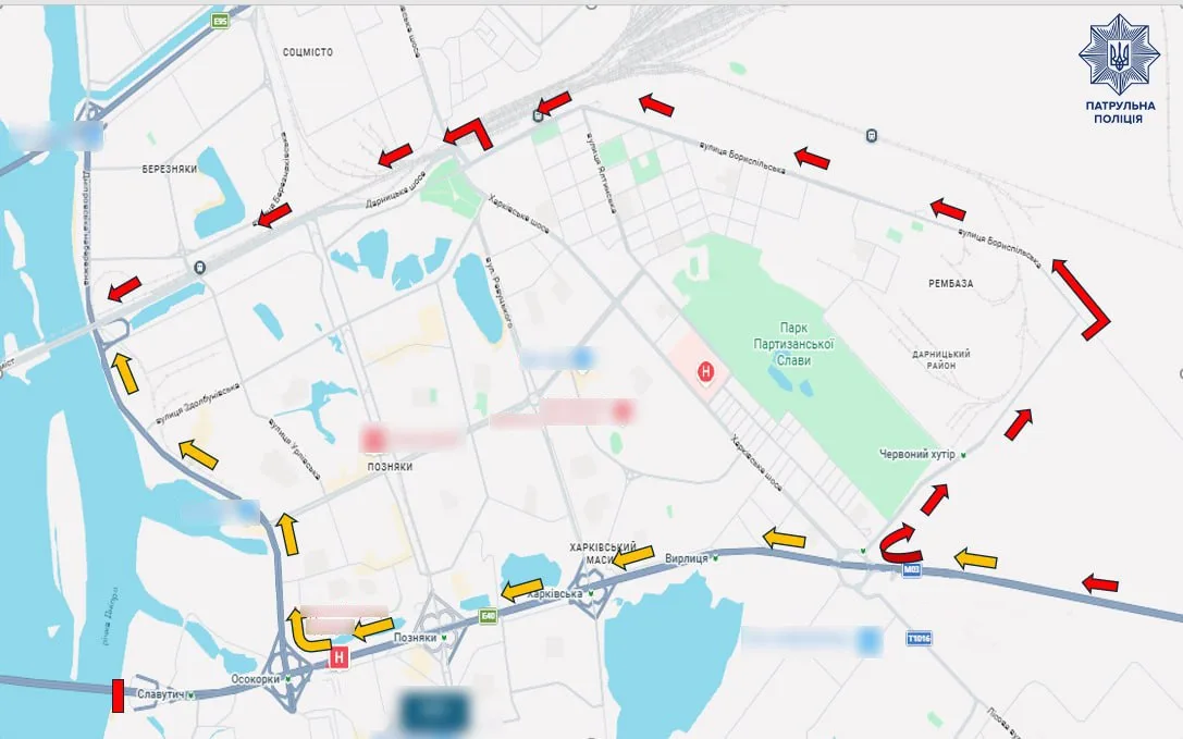 Обʼїзні маршрути для водіїв біля зруйнованого мосту