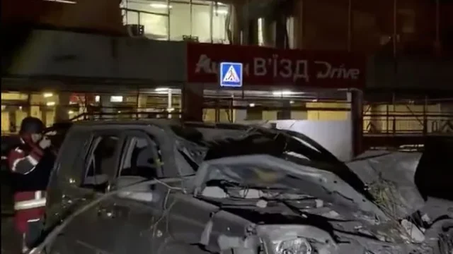 Магазин Auchan на Чернігівській закритий після атаки: коли відновить роботу