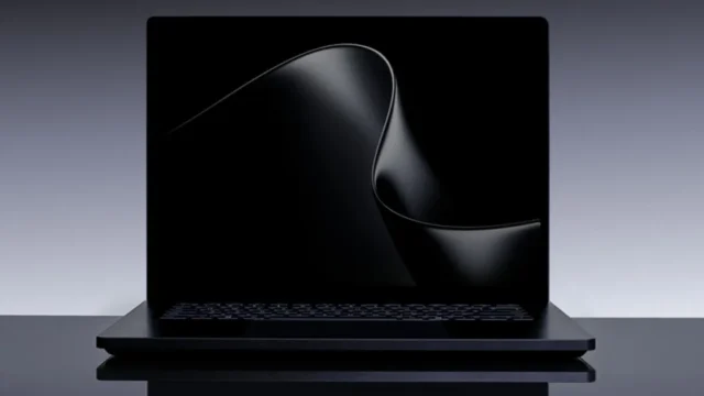 Surface Laptop Ultra з ARM-чіпом RTX Spark: Microsoft відкрила деталі преміального ноутбука