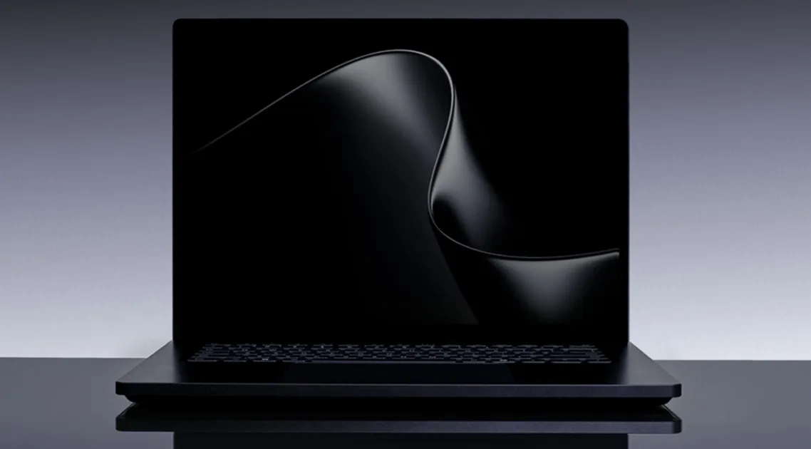 Surface Laptop Ultra з ARM-чіпом RTX Spark: Microsoft відкрила деталі преміального ноутбука