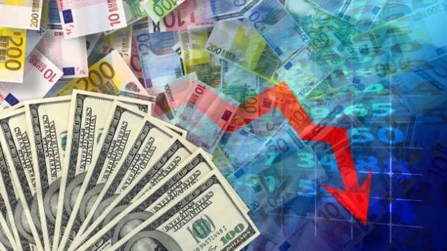 Курс долара і євро впали: НБУ встановив нові офіційні котирування на 8 жовтня