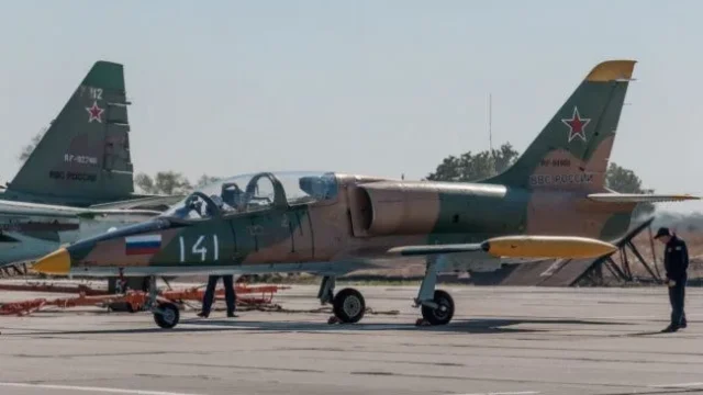 Супутникові знімки підтвердили знищення Су-34 на аеродромі Маринівка